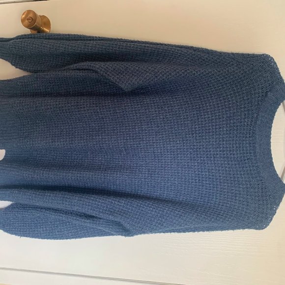 American Eagle, Blue Knit, Medium - Picture 2 of 3